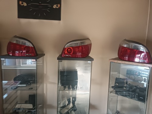 BMW e60 sağ sol orjinal sıfır stop takımı