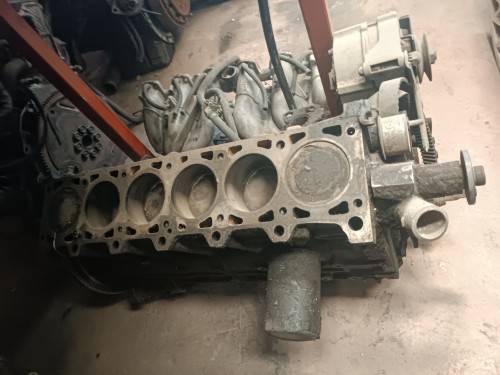 BMW e30 e34 m20b20 yarım motor