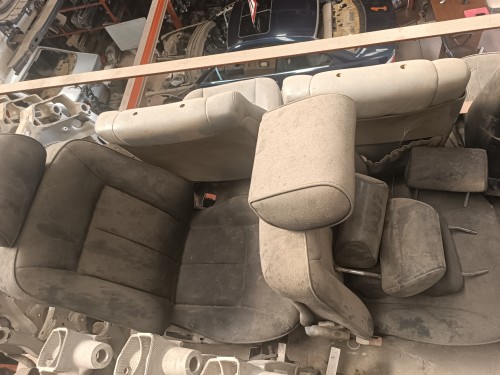 Mercedes 210 kasa hatasız ön arka koltuk takımı