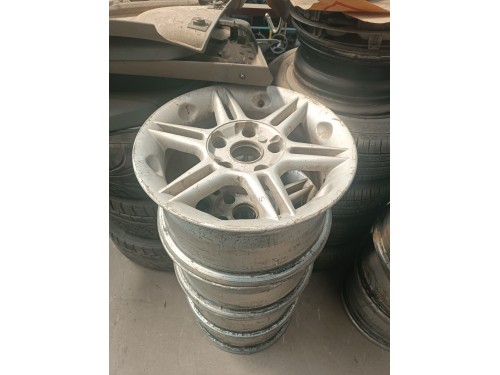 BMW uyumlu 15 inç jant takımı